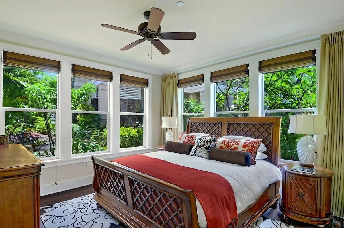 Ground Floor Poolside Villa Short Walk From Top Beach In Kauai With Great Pool Koloa